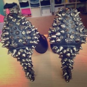 Sam Edelman Lorissa Spiked Peeptoe Pump